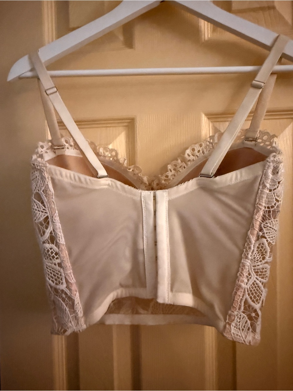 Victoria's Secret White Lace Crop Top - Picture 3 of 5